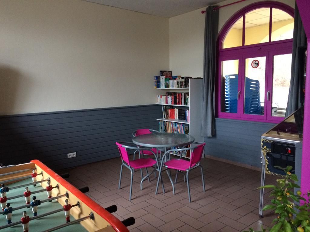 Camping Les Lupins Seppois-le-Bas Exterior foto